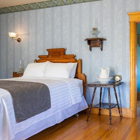 Hotel Chateau Albert Bertrand Екстер'єр фото