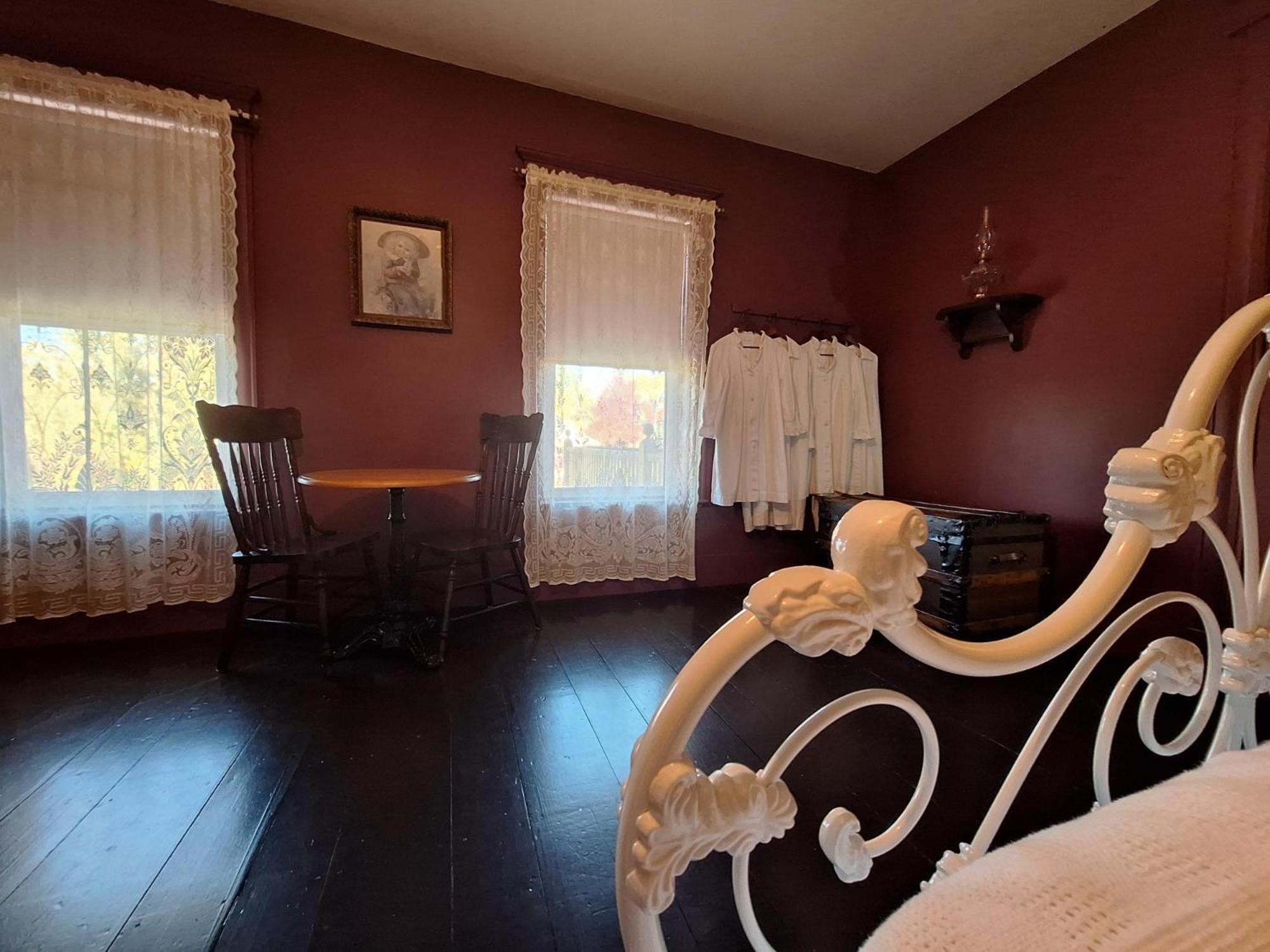 Hotel Chateau Albert Bertrand Екстер'єр фото
