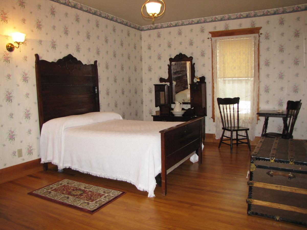 Hotel Chateau Albert Bertrand Екстер'єр фото